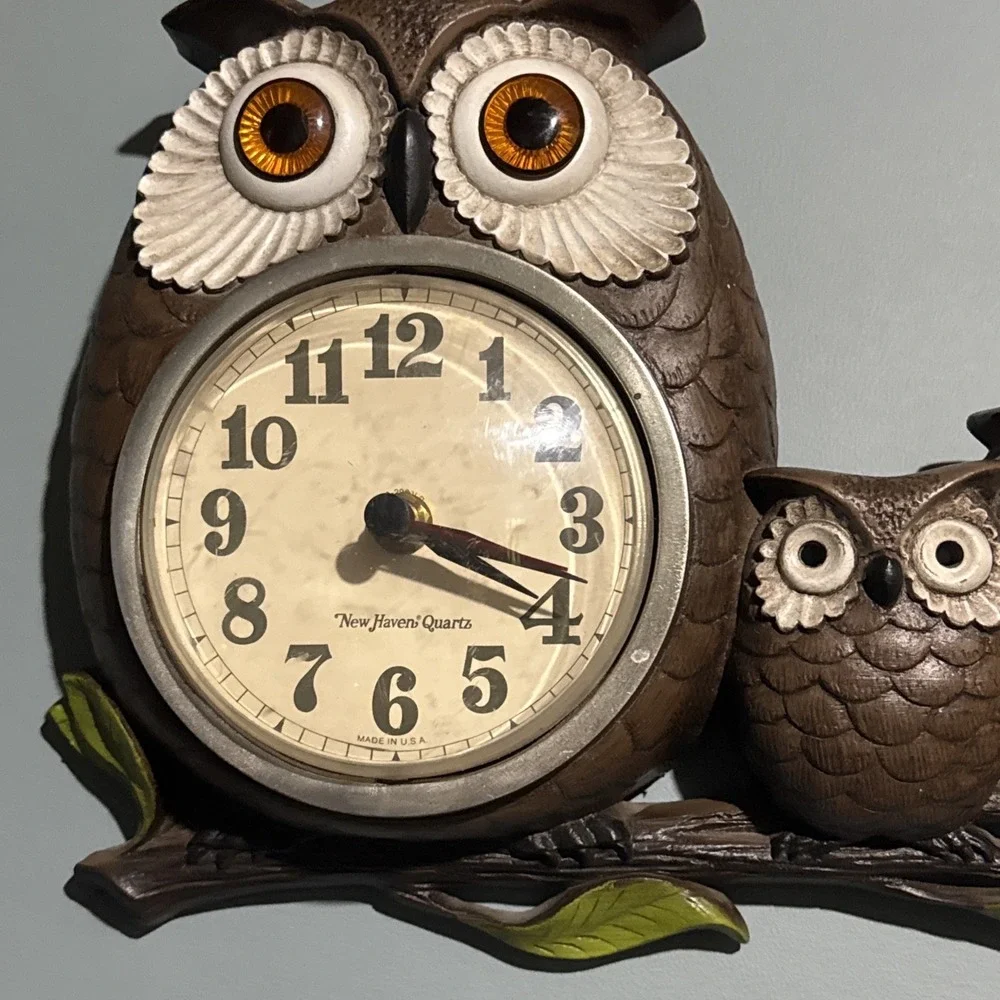 Vtg Burwood New Haven Owl Family Wall Clock 457-1 MCM Works 1972 Prop READ